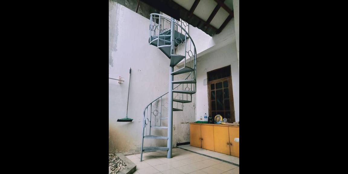 Disewakan Rumah Siap Huni Lokasi Ketintang Permai Surabaya Selatan Disewakan Rumah Siap Huni Lokasi Ketintang Permai Surabaya Selatan