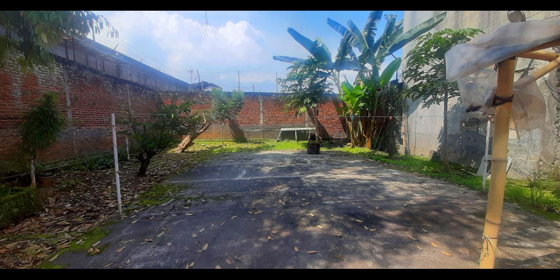 RUMAH HITUNG TANAH MAIN ROAD CIHAMPELAS BANDUNG RUMAH HITUNG TANAH MAIN ROAD CIHAMPELAS BANDUNG