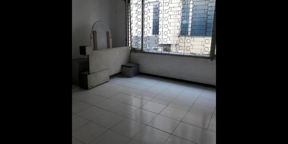 Ruko di Komplek Ruko Surya Inti Permata daerah Dukuhpakis Ruko di Komplek Ruko Surya Inti Permata daerah Dukuhpakis