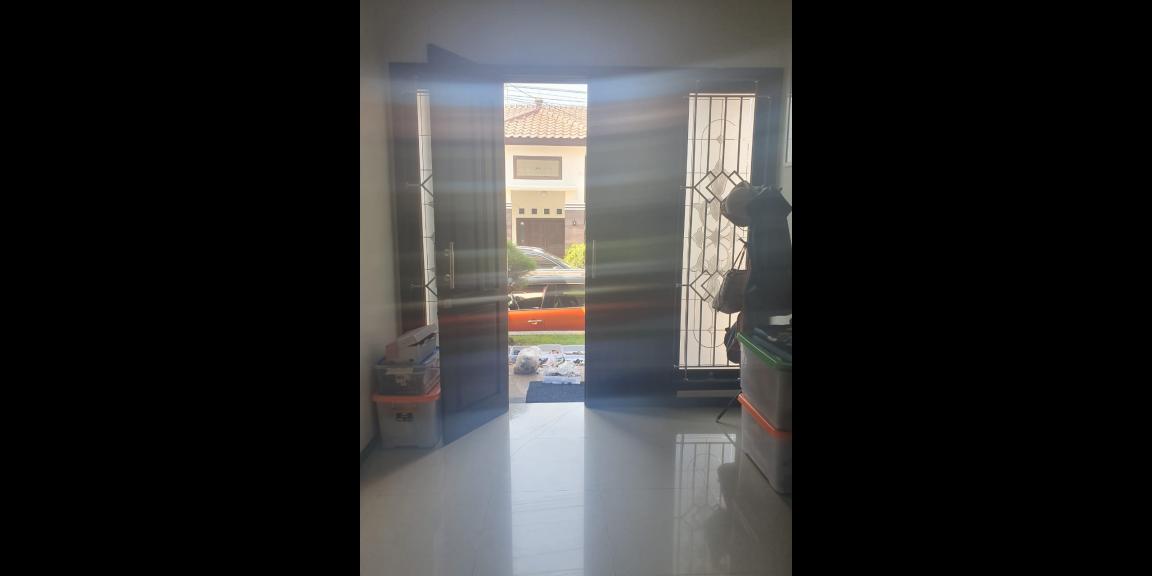 Rumah 2 Lantai di Kawasan Perumahan Kalijudan Regency Surabaya Rumah 2 Lantai di Kawasan Perumahan Kalijudan Regency Surabaya