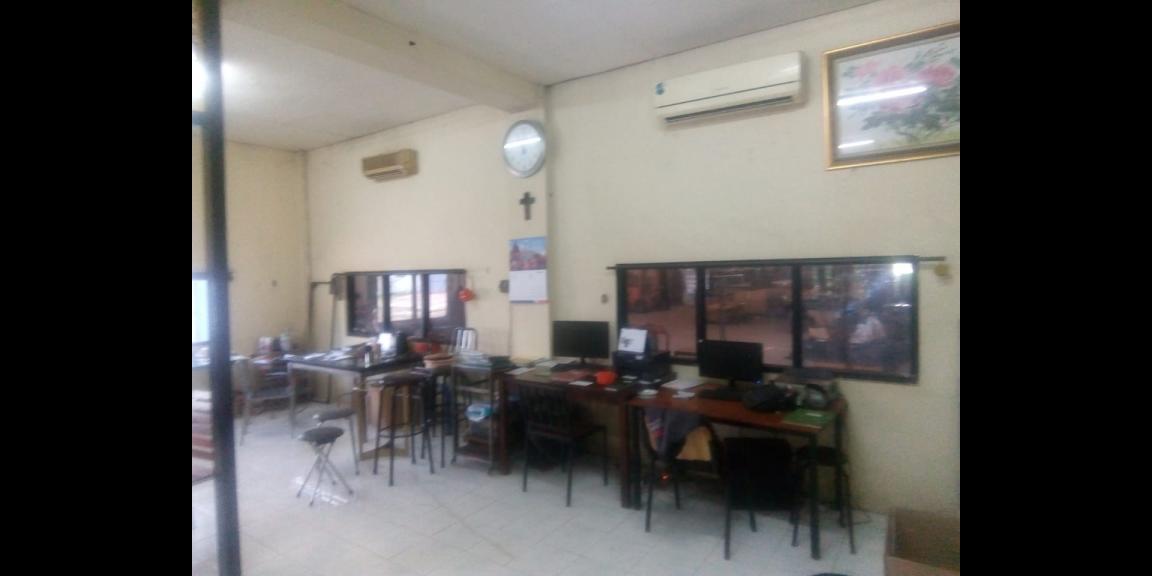 Pabrik Furniture Besi dan Kayu Masih Aktif daerah Bangsal Mojokerto Pabrik Furniture Besi dan Kayu Masih Aktif daerah Bangsal Mojokerto