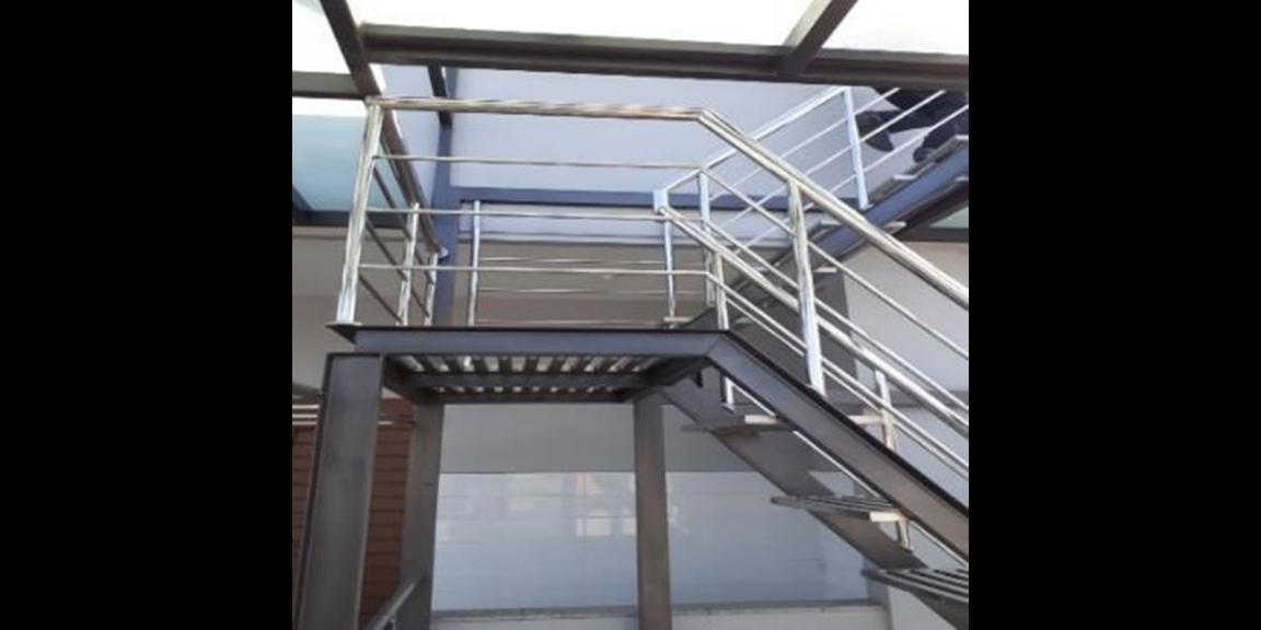 Jual Rumah Mewah Minimalis di Komplek Kurdi Regency Bandung Jual Rumah Mewah Minimalis di Komplek Kurdi Regency Bandung