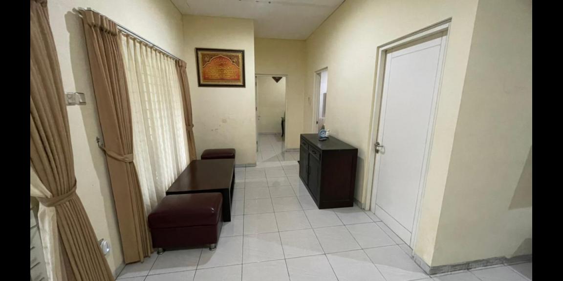 Jual Rumah Kost Sangat Strategis Raya Dharmahusada Surabaya Jual Rumah Kost Sangat Strategis Raya Dharmahusada Surabaya