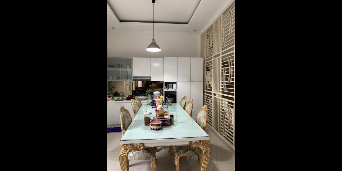 Jual Rumah Bagus Full Furnished di Kertajaya Indah Regency Jual Rumah Bagus Full Furnished di Kertajaya Indah Regency
