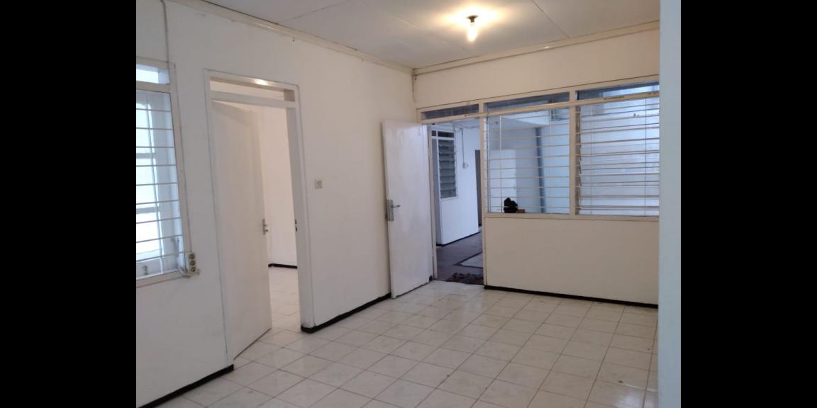 Sewa Rumah Bagus Siap Huni di Jalan Wisma Permai Barat Sewa Rumah Bagus Siap Huni di Jalan Wisma Permai Barat