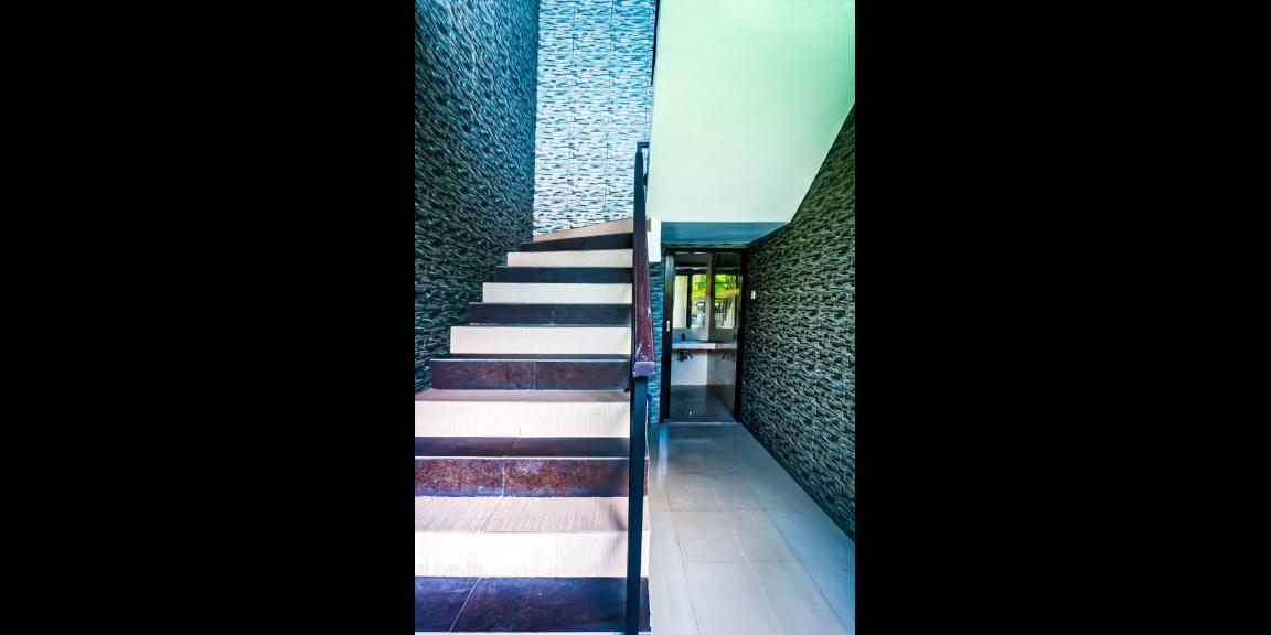 Jual Villa Mewah Bagus Full Furnish di Berawa Kuta Badung Jual Villa Mewah Bagus Full Furnish di Berawa Kuta Badung