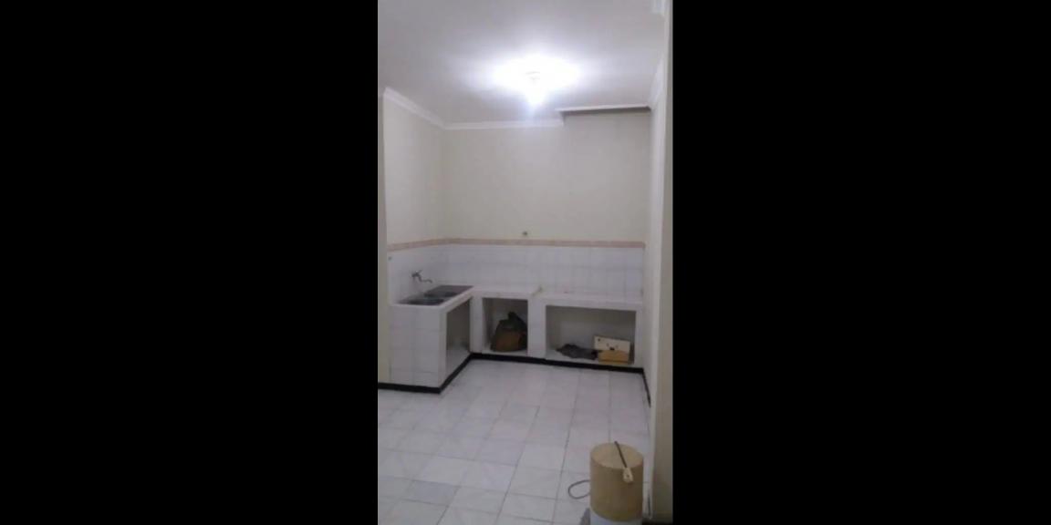 Jual Rumah Kosong Semolowaru Elok Shm di Surabaya Jual Rumah Kosong Semolowaru Elok Shm di Surabaya