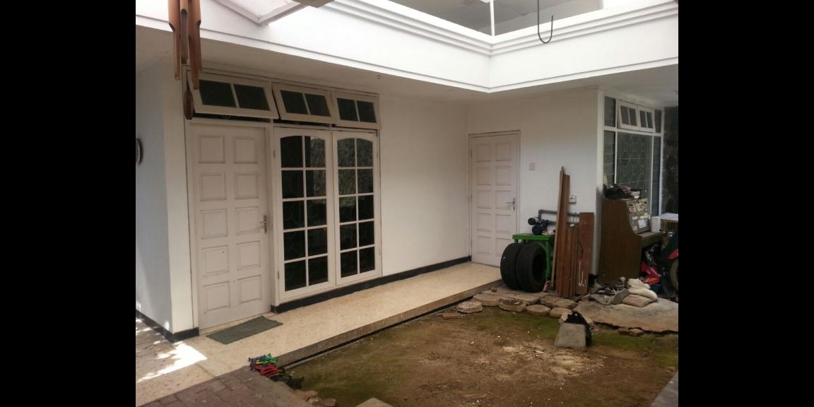 Rumah Mewah Shm di Kertajaya Indah Timur Manyar Rumah Mewah Shm di Kertajaya Indah Timur Manyar