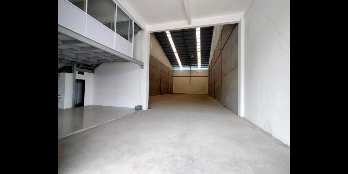 Gudang Prima Lestari, Pontianak, Kalimantan Barat Gudang Prima Lestari, Pontianak, Kalimantan Barat