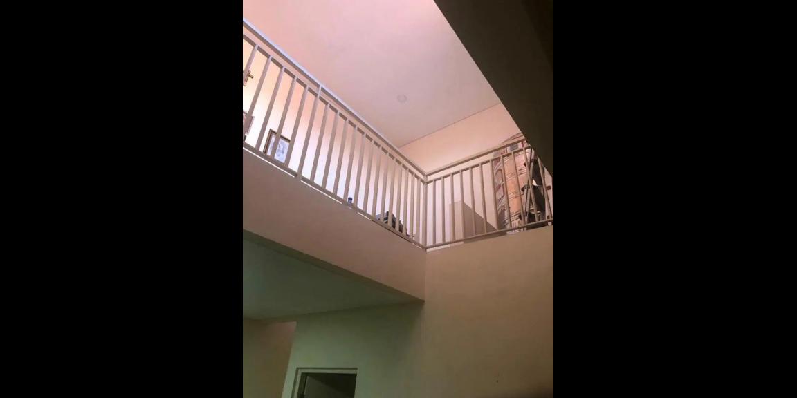 Rumah Bagus di Tenggilis Mejoyo Utara Kota Surabaya Rumah Bagus di Tenggilis Mejoyo Utara Kota Surabaya