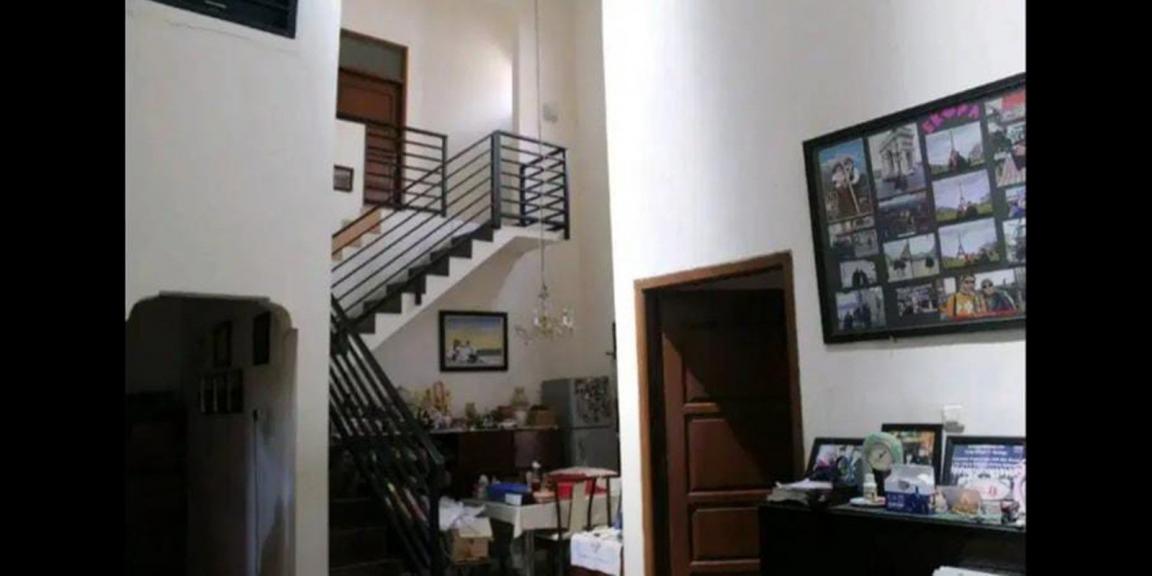 Rumah Semolowaru Sangat Bagus di Klampis Semolo Tengah Rumah Semolowaru Sangat Bagus di Klampis Semolo Tengah