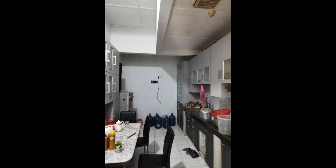 Jual segera Rumah cocok untuk Kos, dekat kampus area olahraga Jual segera Rumah cocok untuk Kos, dekat kampus area olahraga