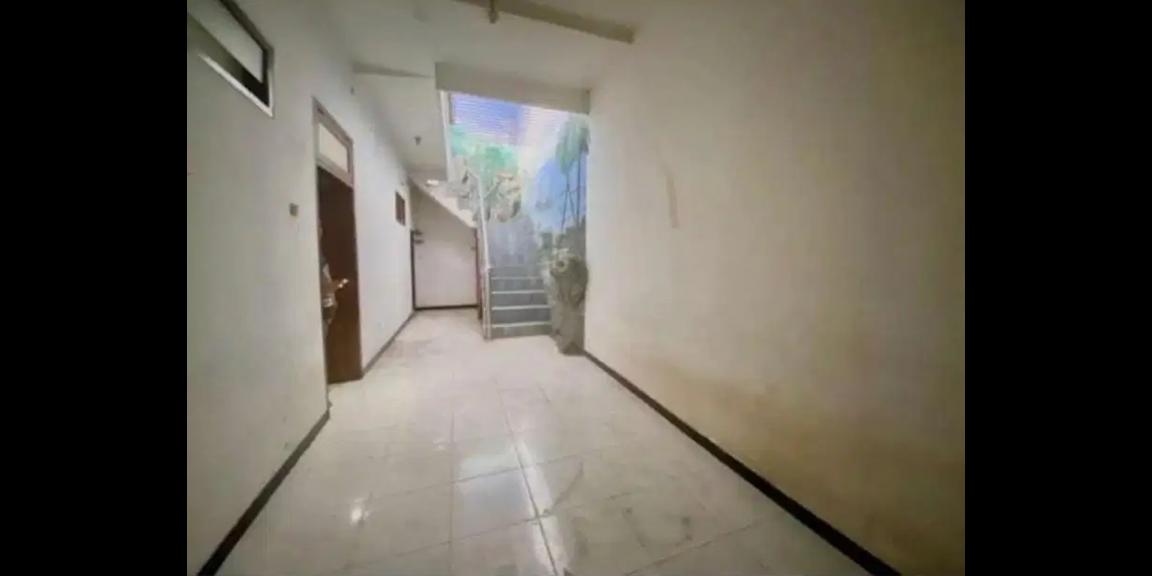 Jual Cepat Rumah Harga Corona di Jalan Hamzah Fansyuri Tengah Kota Surabaya Jual Cepat Rumah Harga Corona di Jalan Hamzah Fansyuri Tengah Kota Surabaya