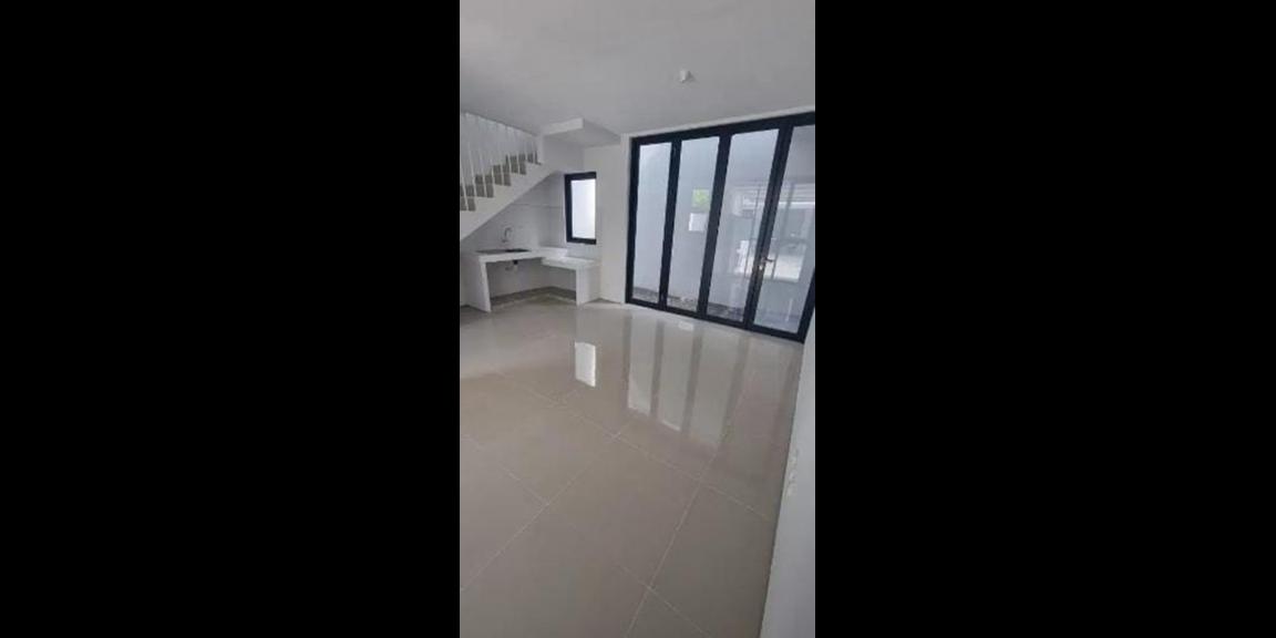 Rumah Baru Gress di Perumahan Royal Residence Serenade Rumah Baru Gress di Perumahan Royal Residence Serenade