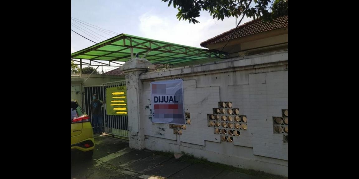 Jual Cepat Rumah Tua Luas di Jalan Dharmawangsa Kota Jakarta Selatan Jual Cepat Rumah Tua Luas di Jalan Dharmawangsa Kota Jakarta Selatan