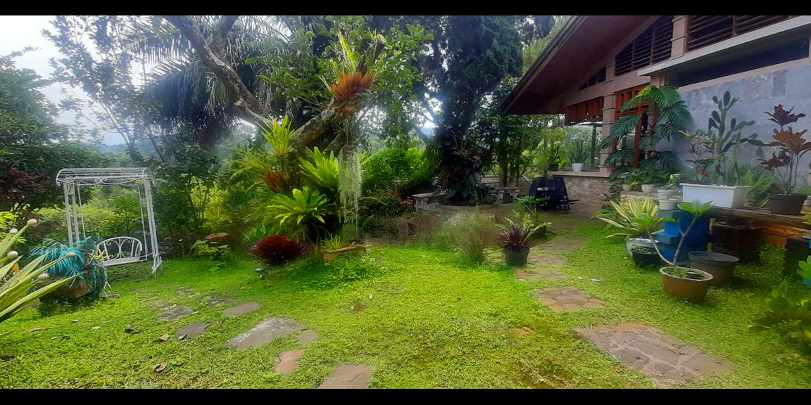 RUMAH HITUNG TANAH MAIN ROAD BUKIT PAKAR TIMUR DAGO BANDUNG RUMAH HITUNG TANAH MAIN ROAD BUKIT PAKAR TIMUR DAGO BANDUNG