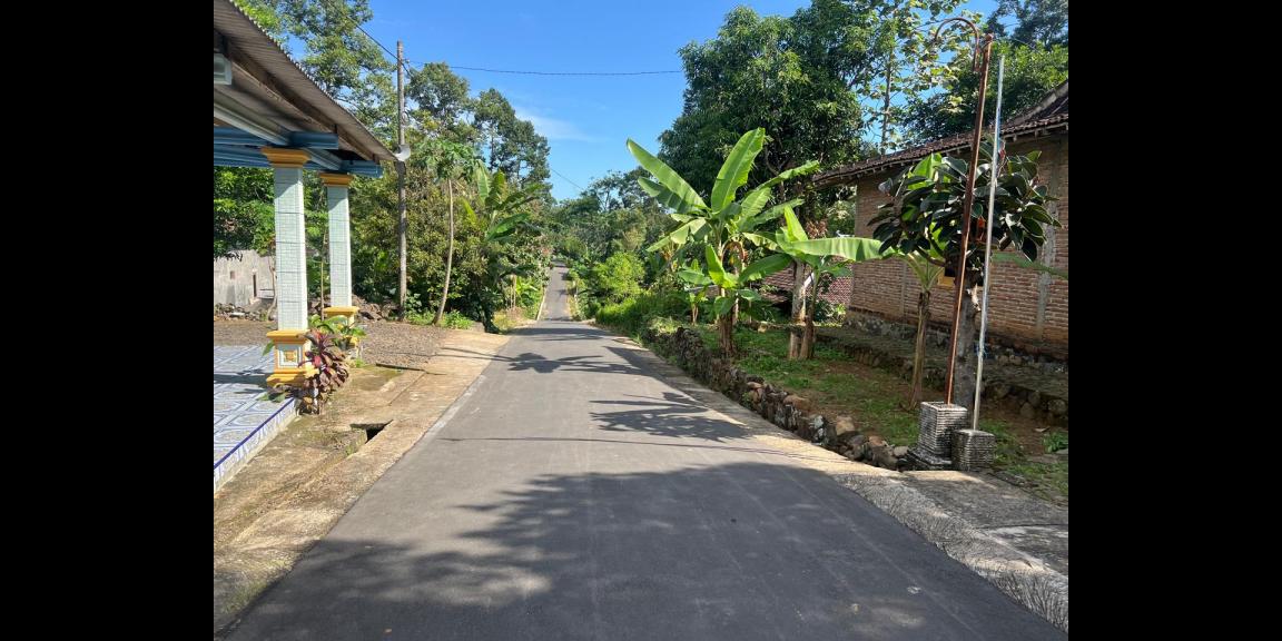 Tanah 1700m² Bonus Rumah Limasan Mojogedang Tanah 1700m² Bonus Rumah Limasan Mojogedang