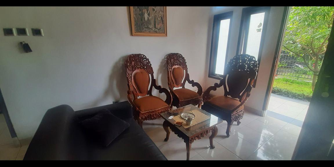 RUMAH AMERICAN CLASSIC DI ARCAMANIK BANDUNG RUMAH AMERICAN CLASSIC DI ARCAMANIK BANDUNG