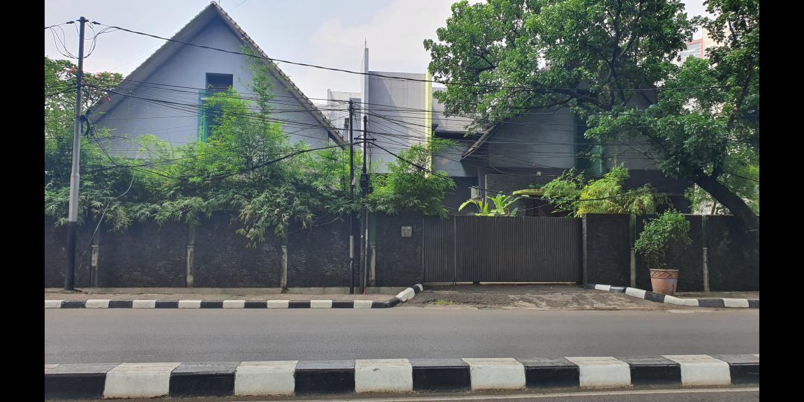 Dijual Tanah Bangunan 9 Unit Rumah di Prapanca Raya, Jakarta Selatan Dijual Tanah Bangunan 9 Unit Rumah di Prapanca Raya, Jakarta Selatan