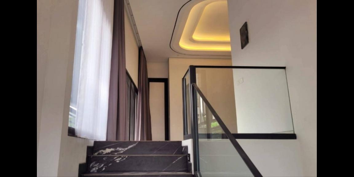 TURUN HARGA!!! Rumah Mewah Baru Gress Siap Huni Lokasi Manyar Kertoardi Sukolilo Surabaya TURUN HARGA!!! Rumah Mewah Baru Gress Siap Huni Lokasi Manyar Kertoardi Sukolilo Surabaya