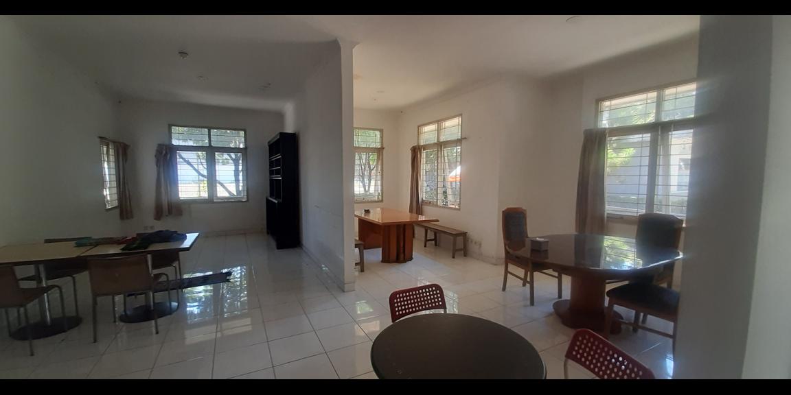 RUMAH UNTUK KOMERSIAL MAIN ROAD ARCAMANIK BANDUNG RUMAH UNTUK KOMERSIAL MAIN ROAD ARCAMANIK BANDUNG