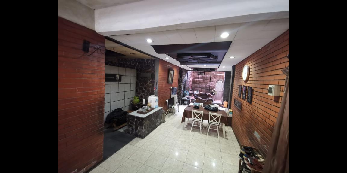 Rumah Usaha Siap Huni Lokasi Strategis Di jalan Ciliwung Pusat Kota Surabaya Rumah Usaha Siap Huni Lokasi Strategis Di jalan Ciliwung Pusat Kota Surabaya