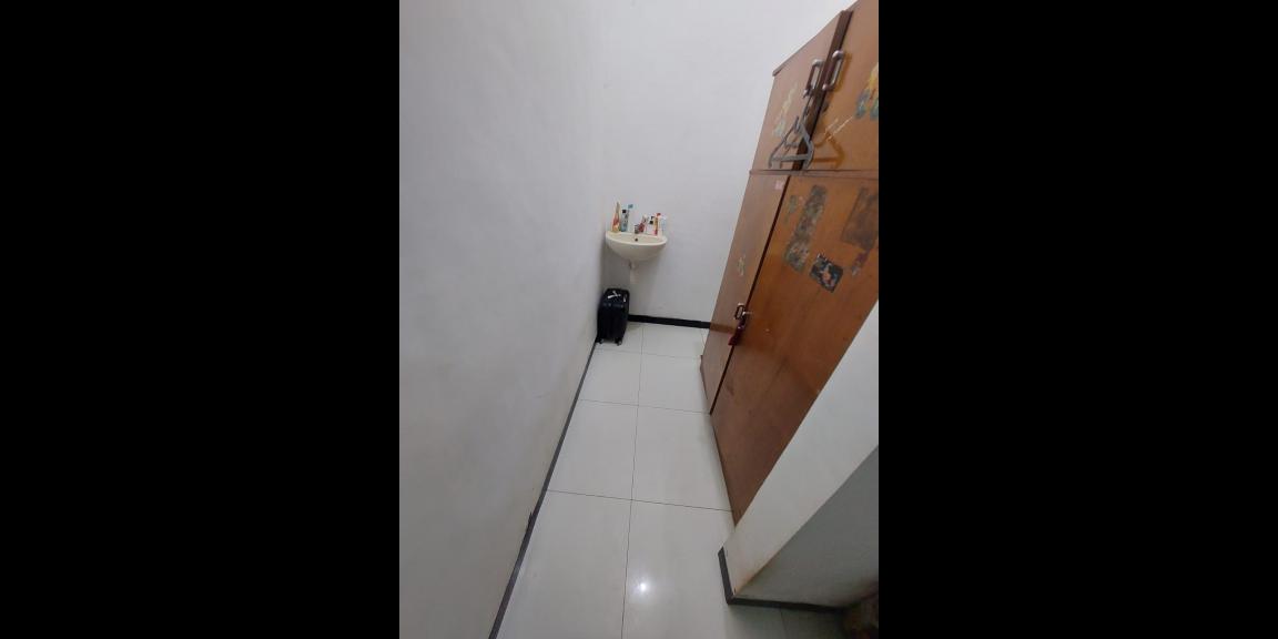Rumah Semi Furnished di Tenggilis Rungkut dekat Jemursari sier Surabaya Rumah Semi Furnished di Tenggilis Rungkut dekat Jemursari sier Surabaya