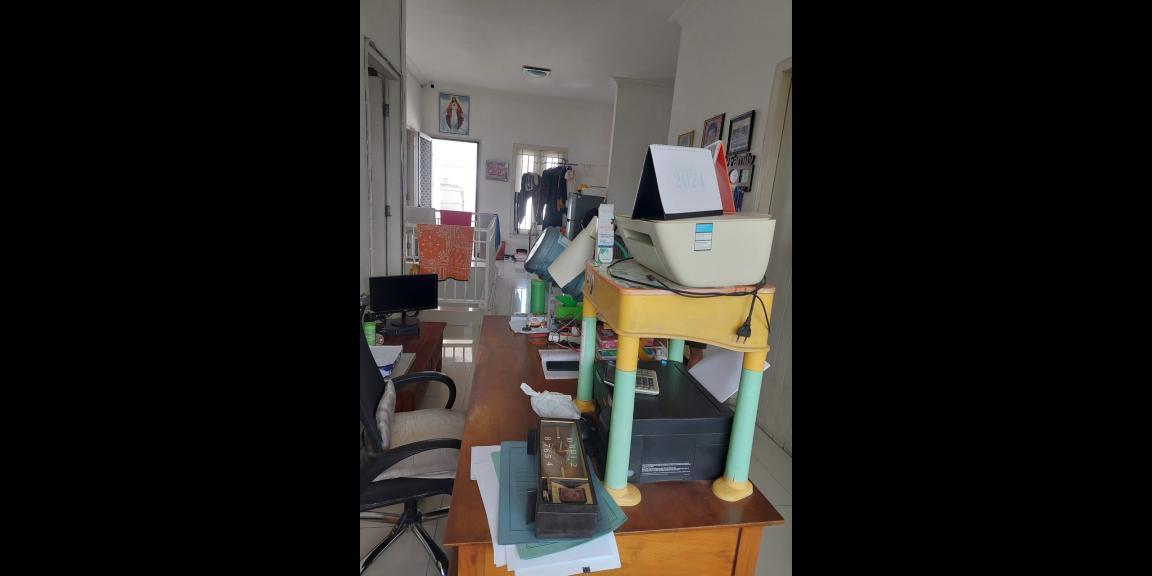 Rumah Siap Huni Semi Furnished Siap huni di Tenggilis Rungkut Surabaya Rumah Siap Huni Semi Furnished Siap huni di Tenggilis Rungkut Surabaya