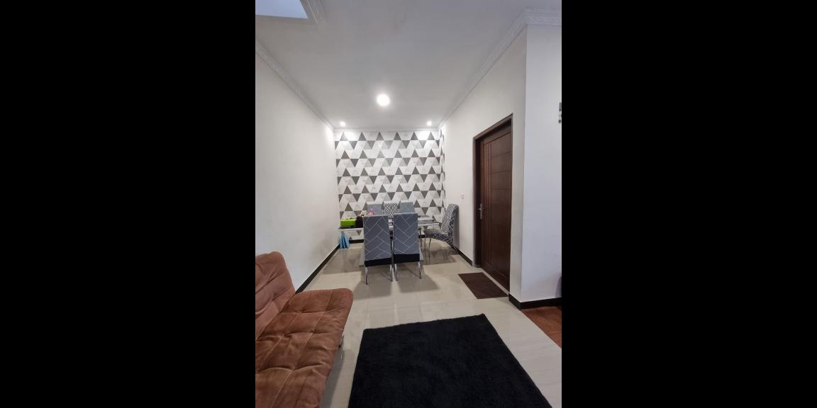 Dijual rumah fully furnished di bogor, bagus, terawat, posisi hook, 2,5 lantai, 6 kamar tidur, siap huni Dijual rumah fully furnished di bogor, bagus, terawat, posisi hook, 2,5 lantai, 6 kamar tidur, siap huni