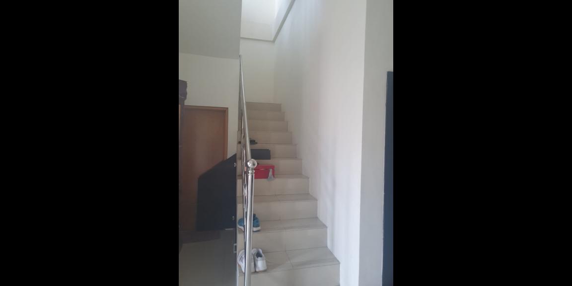 Rumah 2 Lantai di Kawasan Perumahan Kalijudan Regency Surabaya Rumah 2 Lantai di Kawasan Perumahan Kalijudan Regency Surabaya