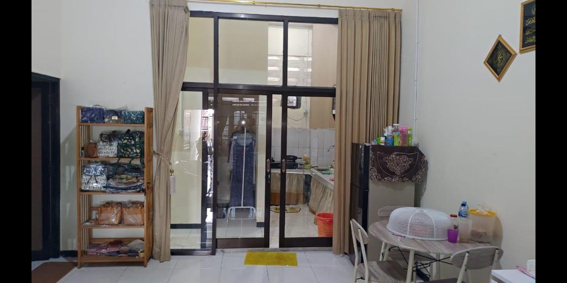 Rumah Kost 3 Lantai di Jalan Satria Kavling daerah Sedati Sidoarjo Rumah Kost 3 Lantai di Jalan Satria Kavling daerah Sedati Sidoarjo