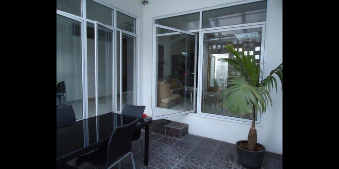 Rumah dan Ruko Hitung Tanah Daerah Pesanggrahan Kota Jakarta Selatan Rumah dan Ruko Hitung Tanah Daerah Pesanggrahan Kota Jakarta Selatan