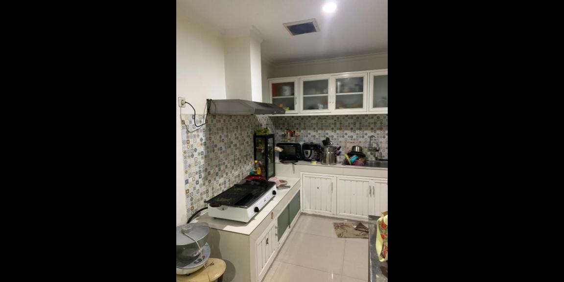 Jual Rumah Bagus Full Furnished di Kertajaya Indah Regency Jual Rumah Bagus Full Furnished di Kertajaya Indah Regency