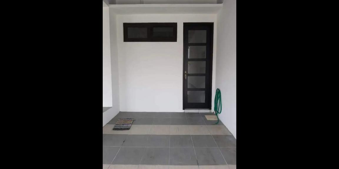 Rumah Baru Gress Wonorejo Permai Selatan Surabaya Siap Huni Rumah Baru Gress Wonorejo Permai Selatan Surabaya Siap Huni