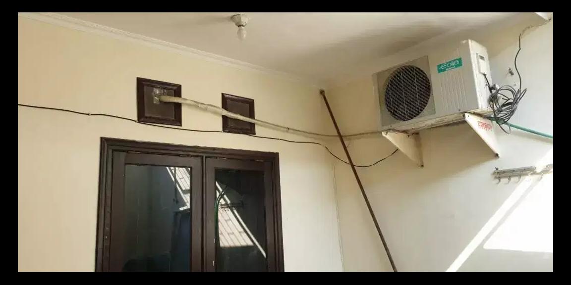 Jual Rumah Bagus Gunung Anyar di Taman Wiguna Selatan Jual Rumah Bagus Gunung Anyar di Taman Wiguna Selatan