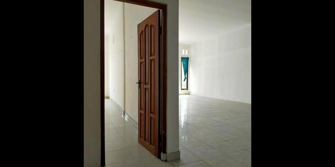 Ruko Kosong Strategis di Jalan RA Kartini Gianyar Ruko Kosong Strategis di Jalan RA Kartini Gianyar