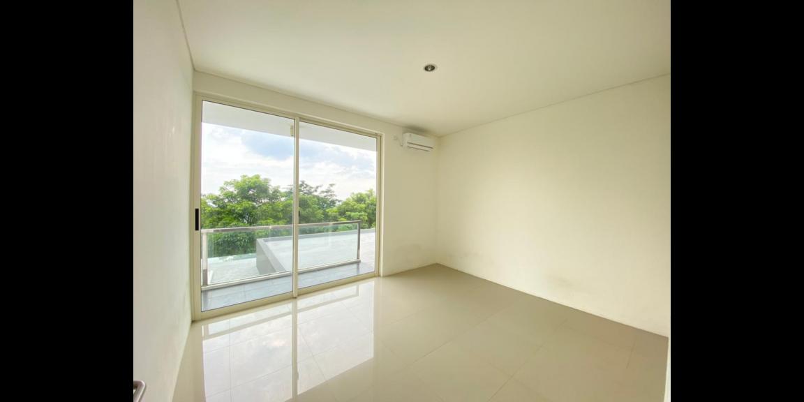 Villa Baru Gress Sangat Mewah di Taman Dayu Prigen Villa Baru Gress Sangat Mewah di Taman Dayu Prigen