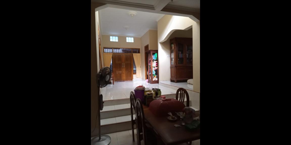 Jual Cepat Rumah Luas Siap Huni daerah Sedati Gede Sidoarjo Jual Cepat Rumah Luas Siap Huni daerah Sedati Gede Sidoarjo