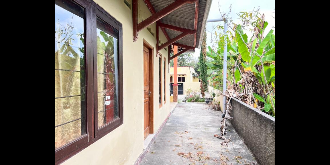 Dijual Rumah Penginapan 387m² Kota Wisata Kemuning Dijual Rumah Penginapan 387m² Kota Wisata Kemuning