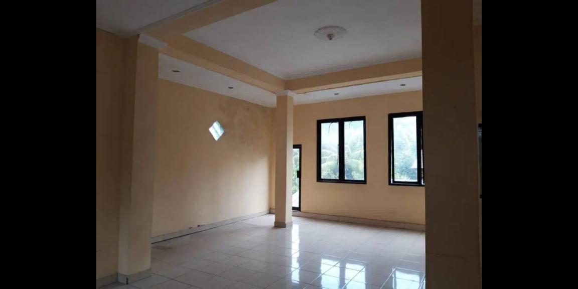 Rumah Luas 3 Lantai di Raya Singaraja Bedugul Buleleng Rumah Luas 3 Lantai di Raya Singaraja Bedugul Buleleng