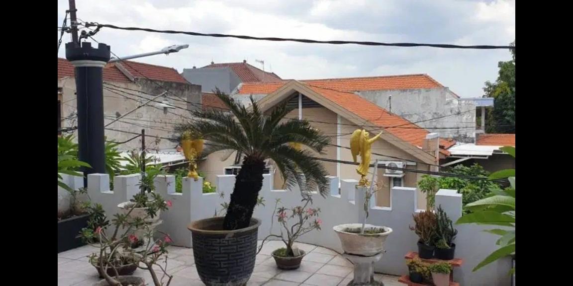 Jual Rumah di Rungkut Asri Utara Mewah Siap Huni Jual Rumah di Rungkut Asri Utara Mewah Siap Huni