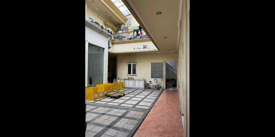 Rumah Mewah Siap Huni Dharmahusada Permai Surabaya Rumah Mewah Siap Huni Dharmahusada Permai Surabaya