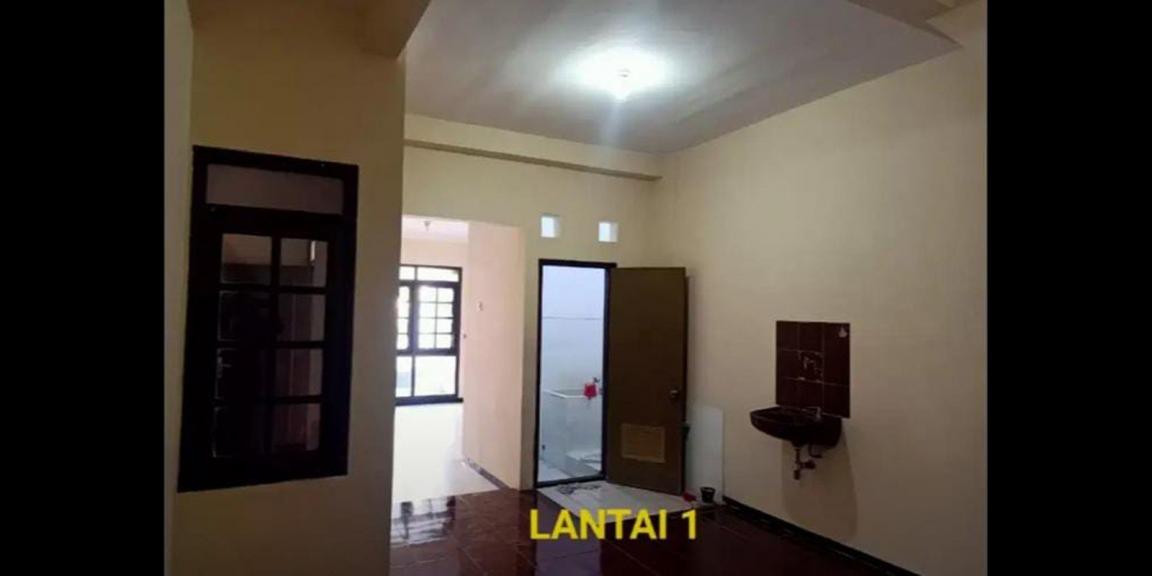 Rumah Murah di Babatan Pratama daerah Wiyung Siap Huni Rumah Murah di Babatan Pratama daerah Wiyung Siap Huni