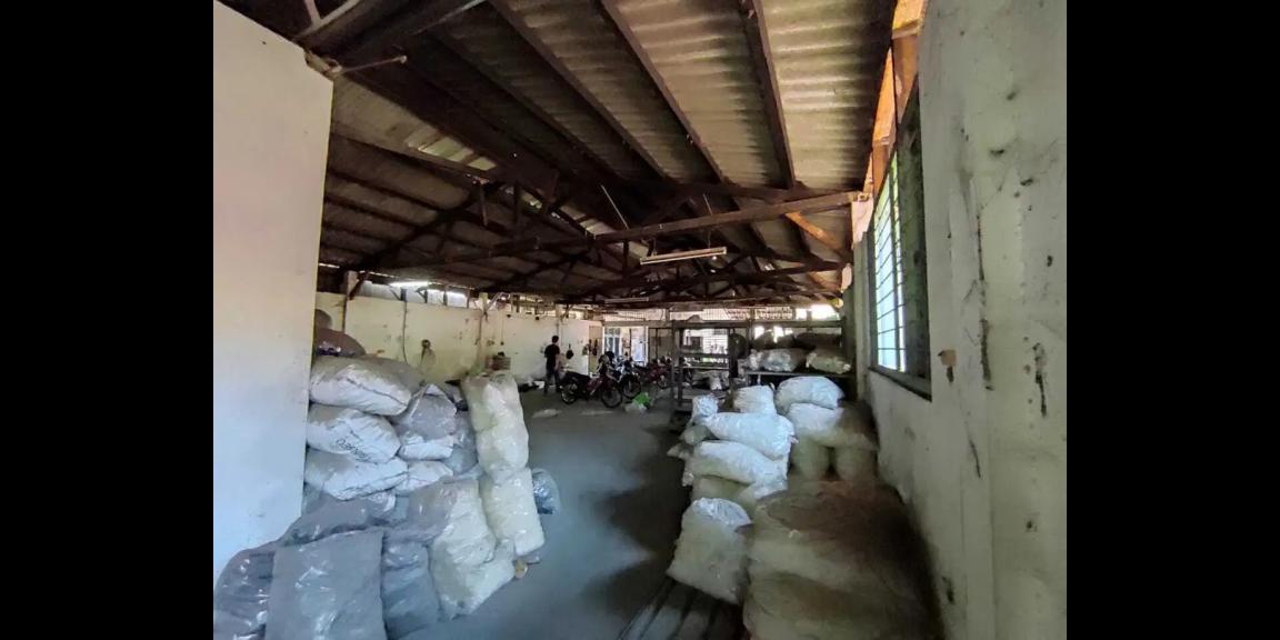 Jual Gudang Kosong Strategis di Jalan Raya Mastrip Surabaya Jual Gudang Kosong Strategis di Jalan Raya Mastrip Surabaya