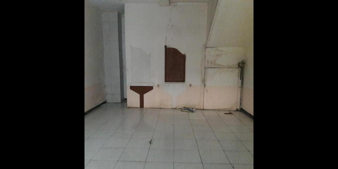 Ruko di Komplek Ruko Surya Inti Permata daerah Dukuhpakis Ruko di Komplek Ruko Surya Inti Permata daerah Dukuhpakis