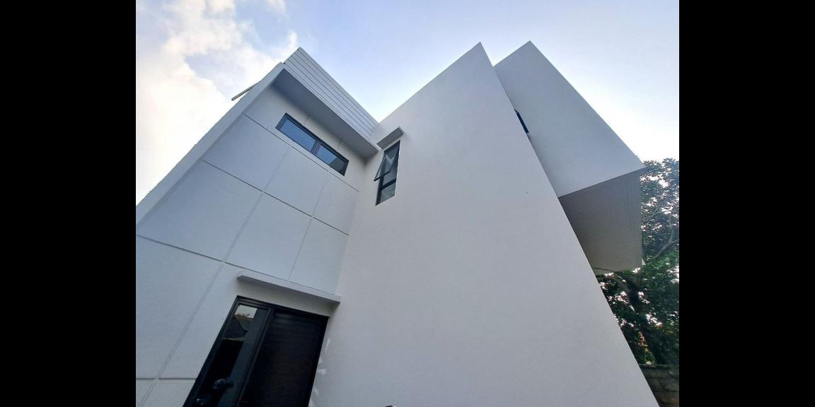 Rumah model Scandinavian Pinggir Jalan Raya Cilodong Depok Rumah model Scandinavian Pinggir Jalan Raya Cilodong Depok