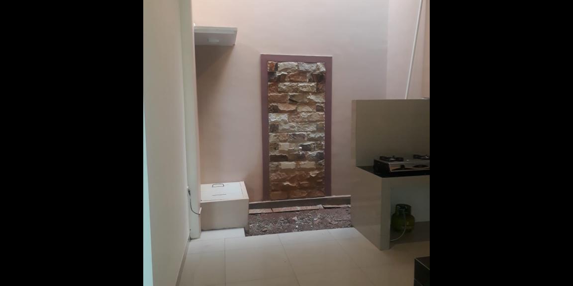 Rumah baru 3 lantai dengan Rooftop Rumah baru 3 lantai dengan Rooftop