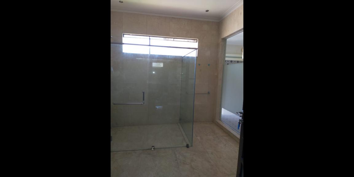 Jual Rumah Minimalis Blok Favorit di Graha Family Surabaya Jual Rumah Minimalis Blok Favorit di Graha Family Surabaya