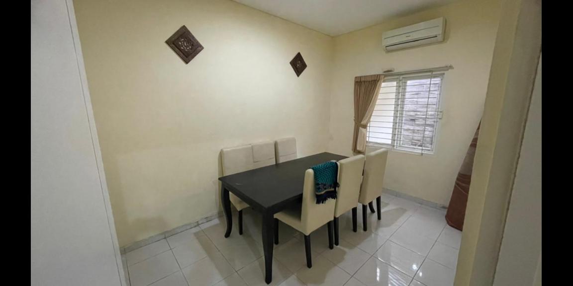 Jual Rumah Kost Sangat Strategis Raya Dharmahusada Surabaya Jual Rumah Kost Sangat Strategis Raya Dharmahusada Surabaya