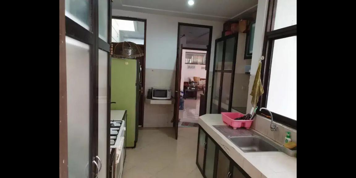 Jual Rumah Mewah Siap Huni di Medokan Asri Tengah Surabaya Jual Rumah Mewah Siap Huni di Medokan Asri Tengah Surabaya